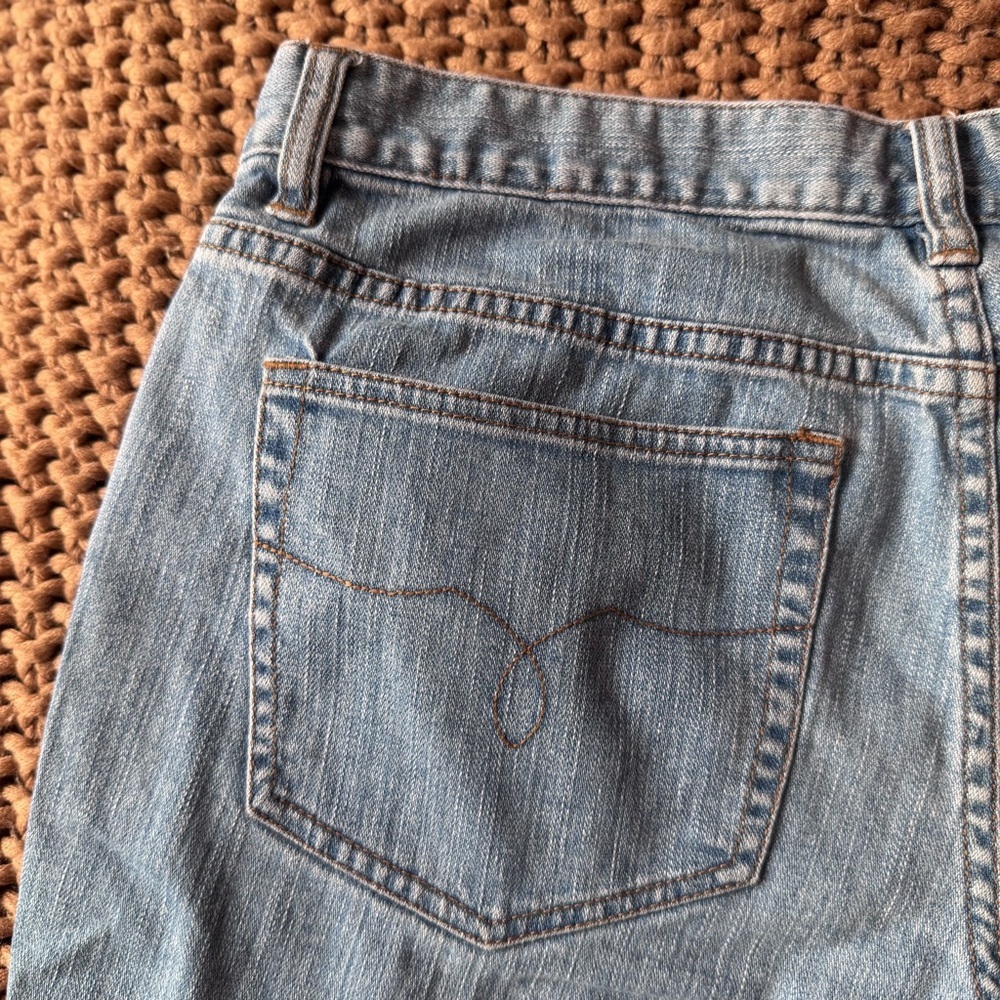 Lauren Ralph Lauren Denim Bermuda Shorts Size 12 Light Wash Raw Hem Style Jorts - Picture 7 of 14